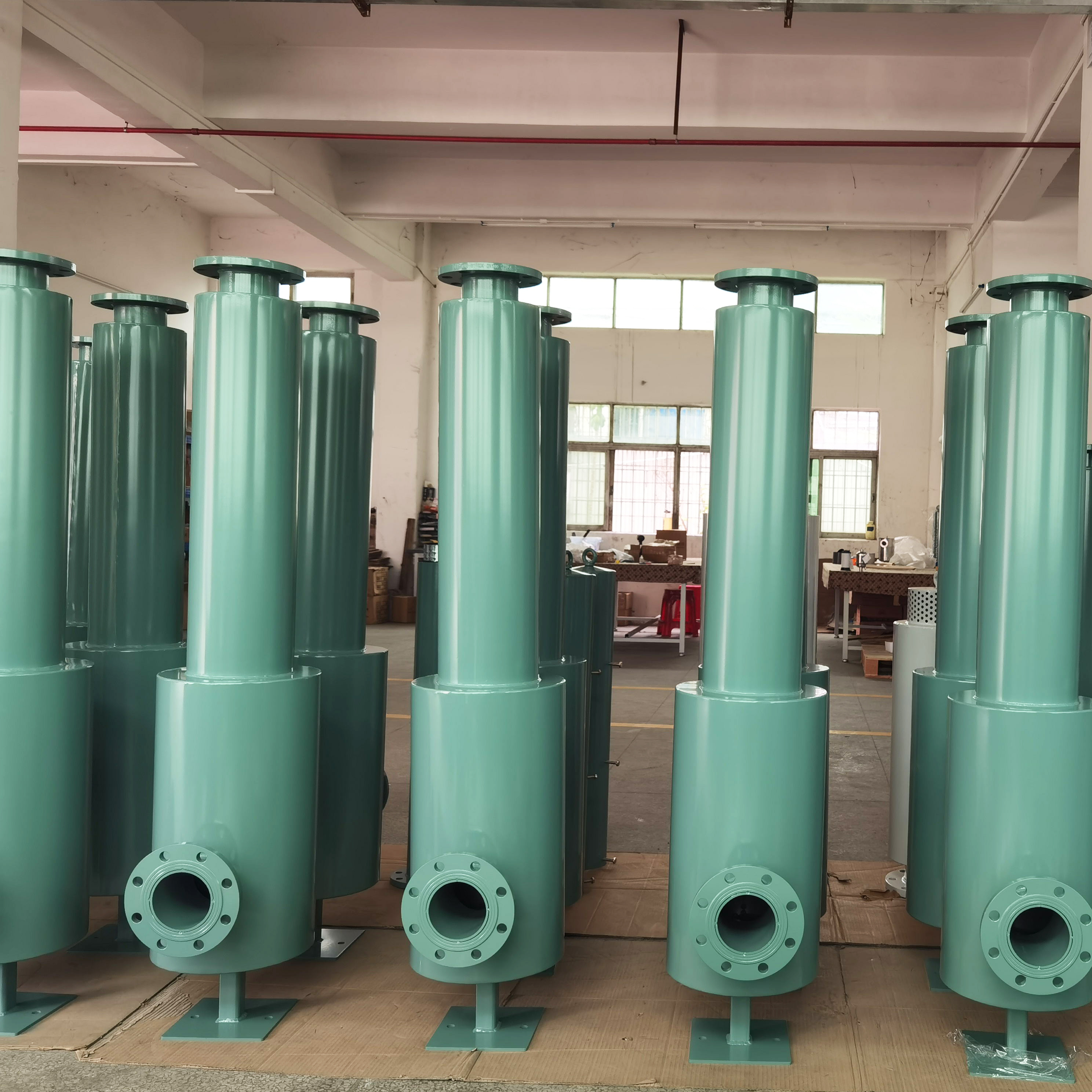 Vacuum pump silencer